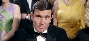 George Lazenby ha sido quizás el James Bond más olvidado, habiendo aparecido tan sólo en una película